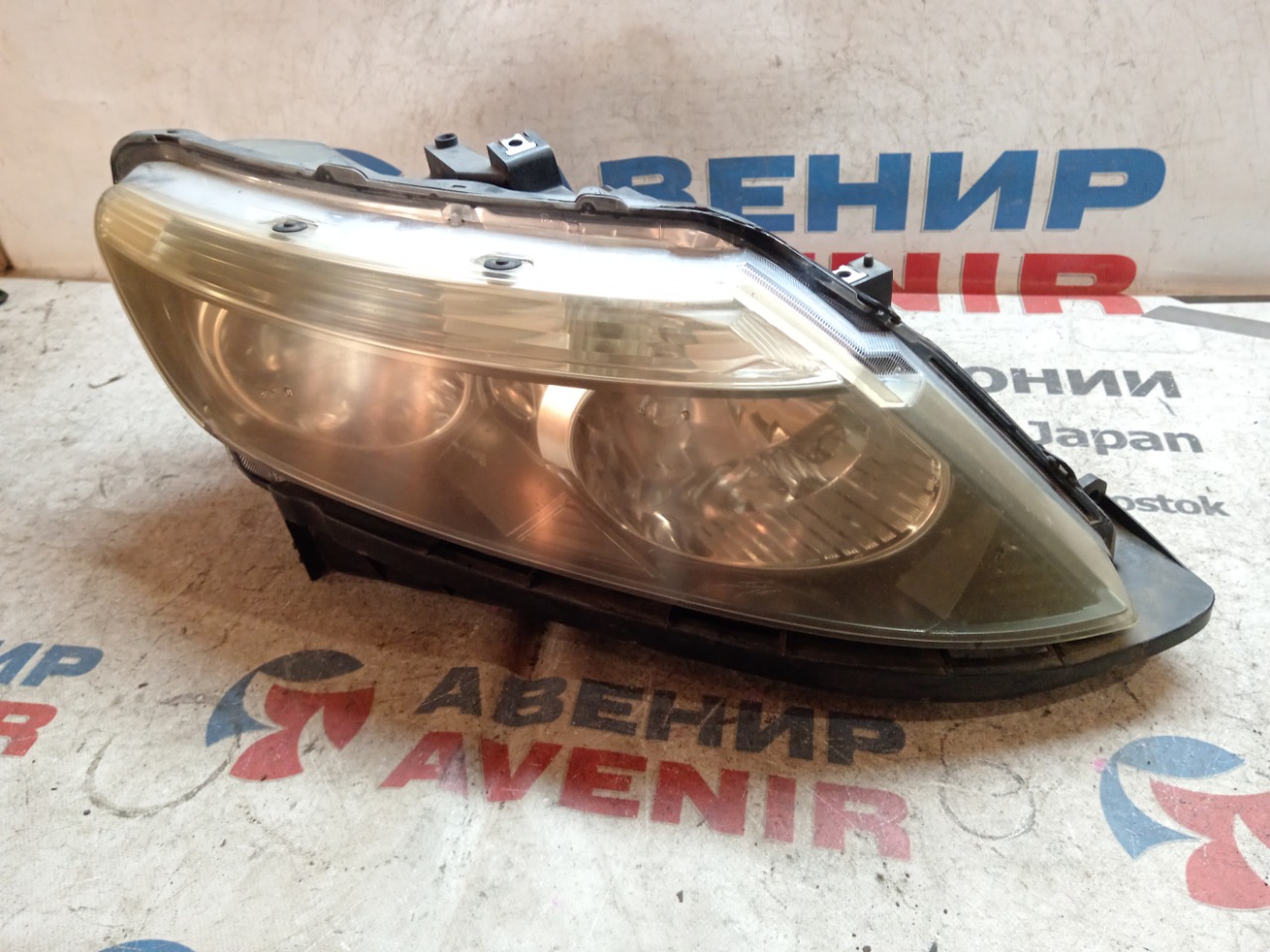 Фара HONDA AIRWAVE GJ1 передняя правая (б/у)