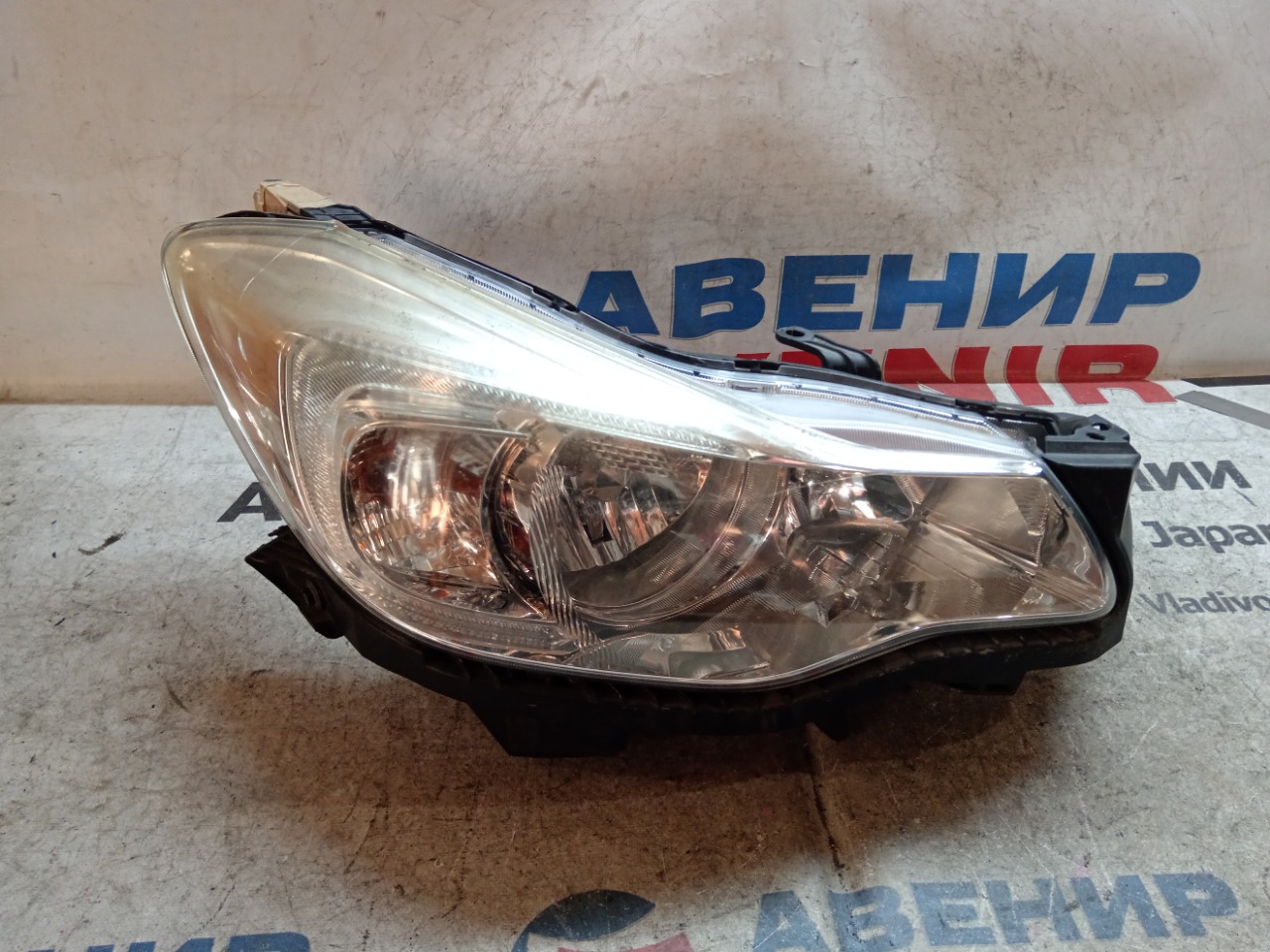 Фара SUBARU IMPREZA GJ2 передняя правая (б/у)