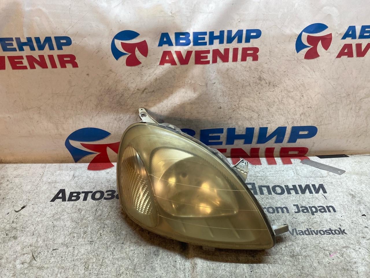 Фара TOYOTA VITZ SCP10 передняя правая (б/у)