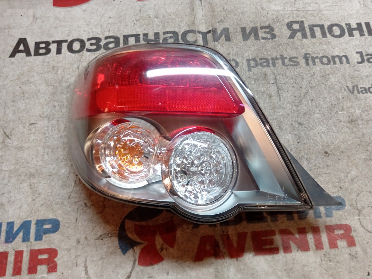 Стоп-сигнал SUBARU IMPREZA GGC задний левый (б/у)