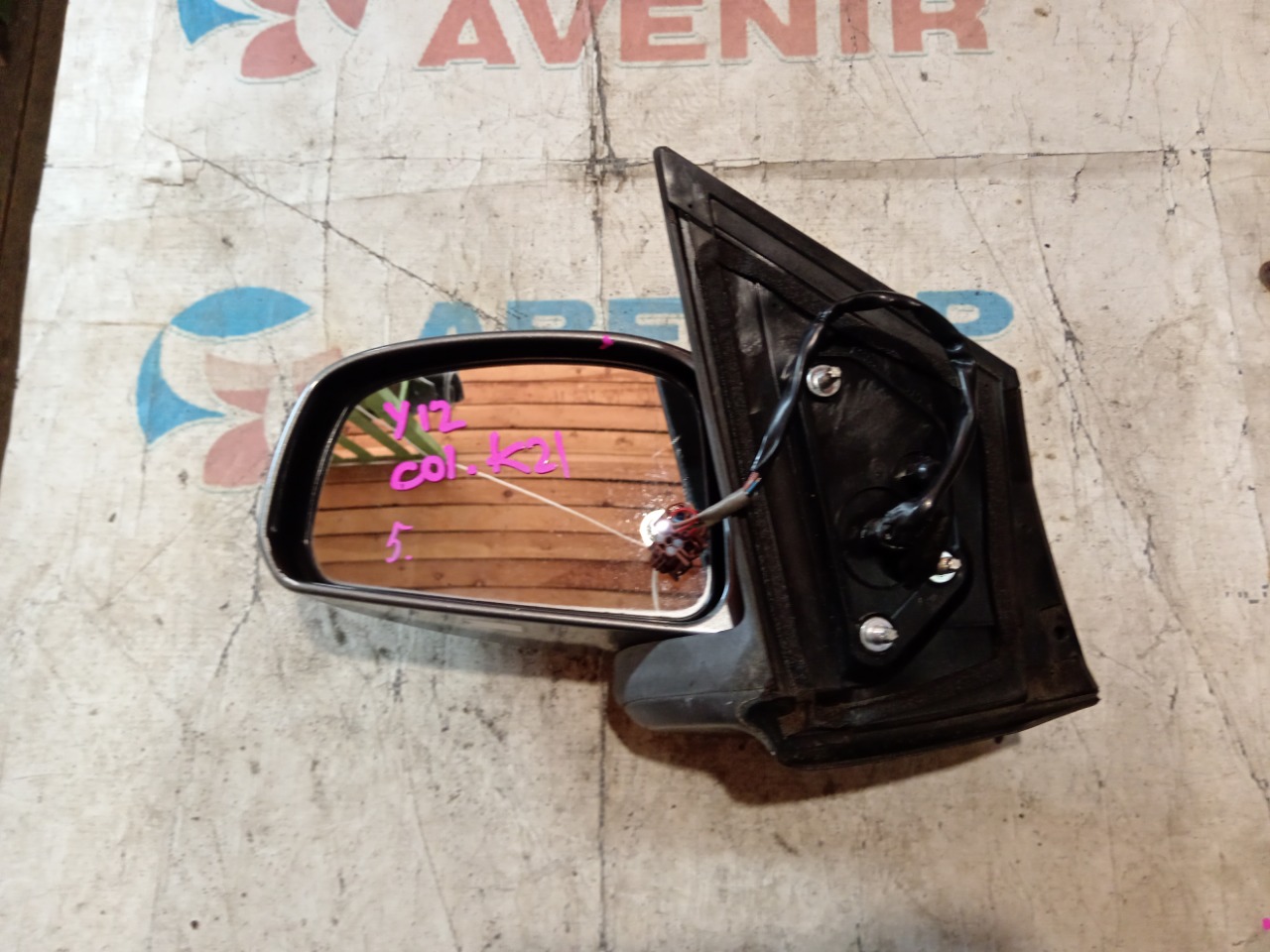 Зеркало NISSAN WINGROAD JY12 переднее левое (б/у)