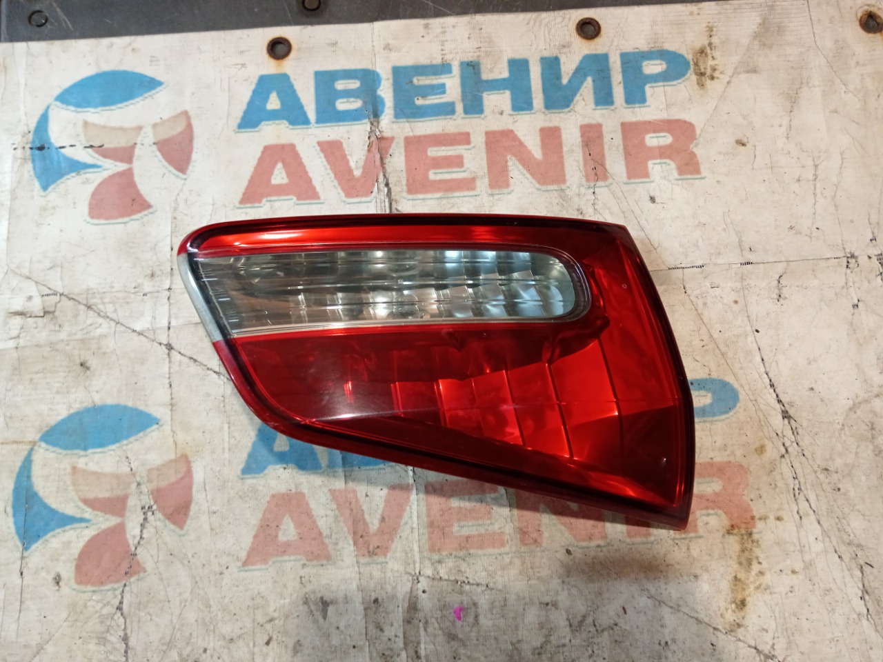 Стоп-вставка NISSAN WINGROAD JY12 задняя левая (б/у)