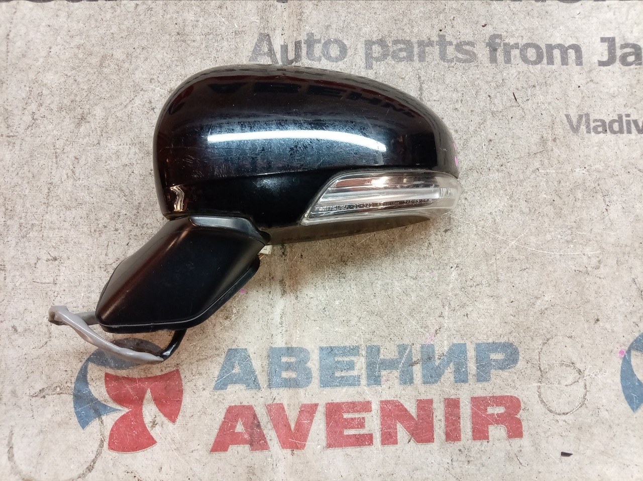 Зеркало TOYOTA PRIUS ZVW30 переднее левое (б/у)
