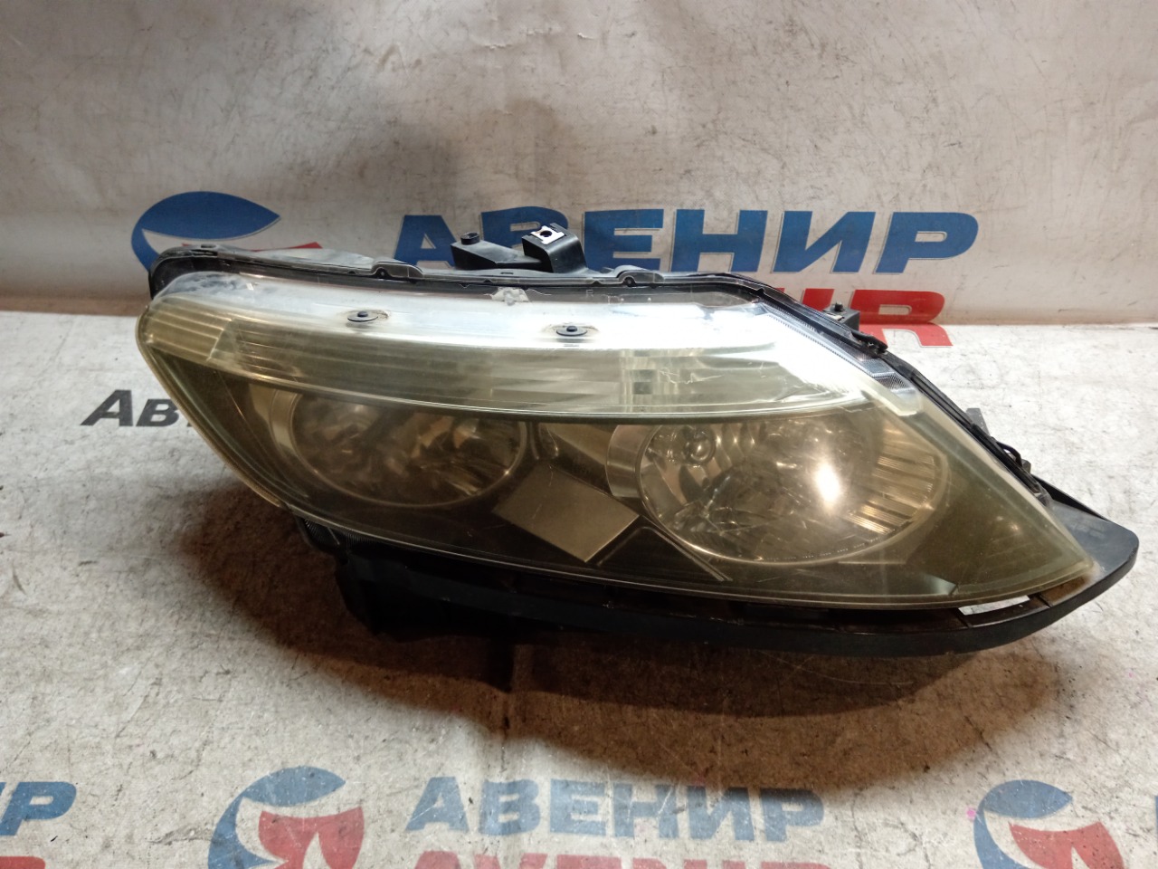 Фара HONDA AIRWAVE GJ1 передняя правая (б/у)