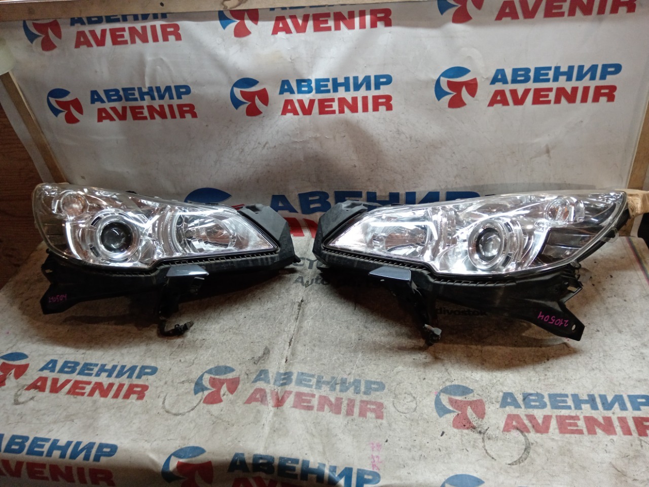 Фара SUBARU LEGACY BM9 передняя левая (б/у)