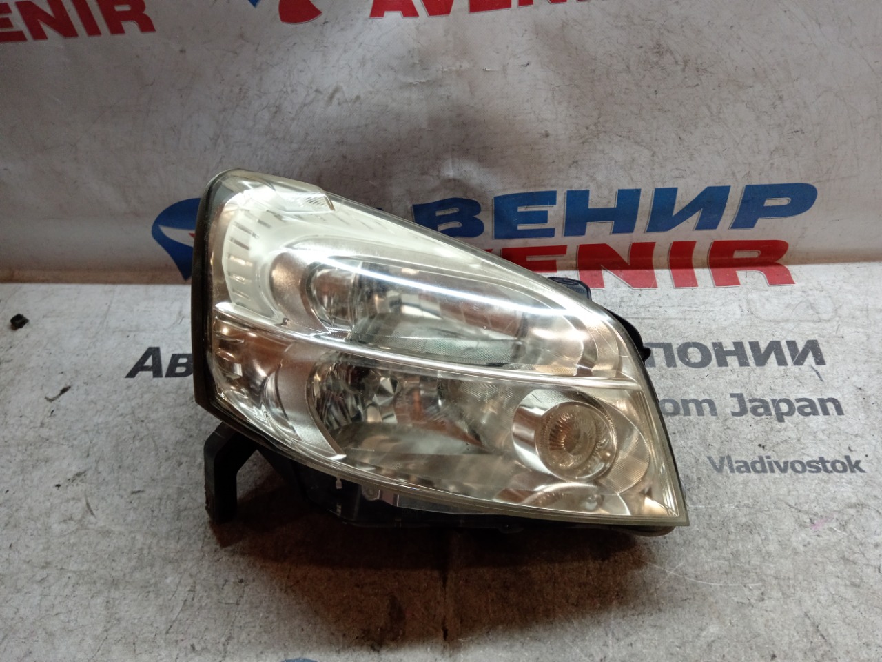 Фара NISSAN LAFESTA NB30 передняя правая (б/у)