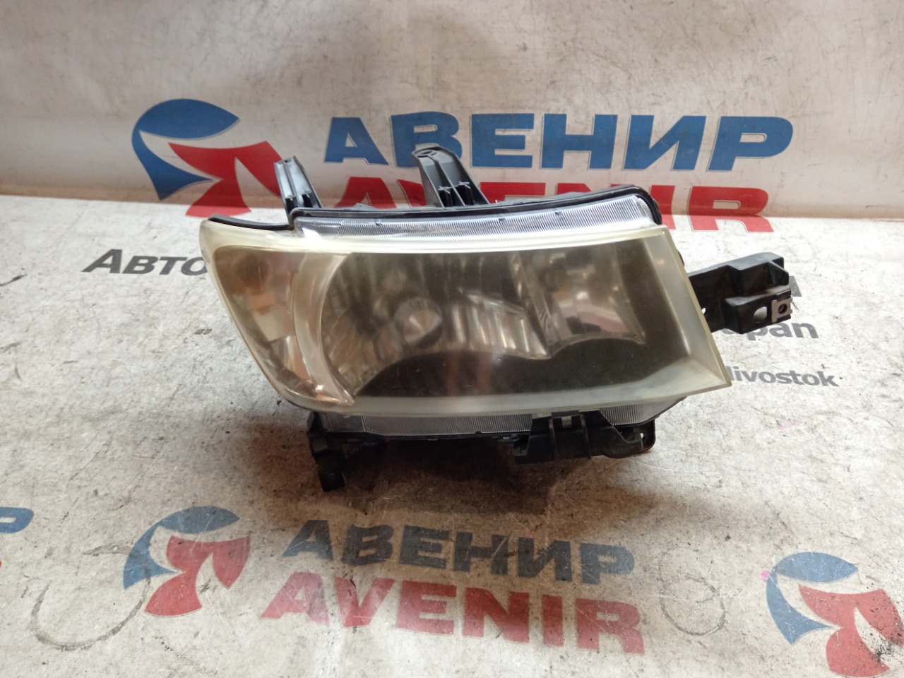 Фара TOYOTA BB QNC25 передняя правая (б/у)