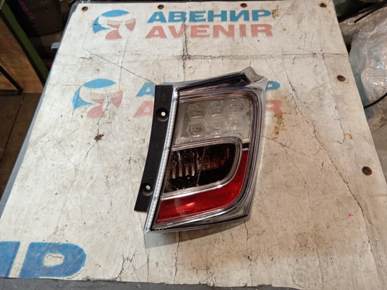 Стоп-сигнал HONDA FREED SPIKE GB3 задний правый (б/у)