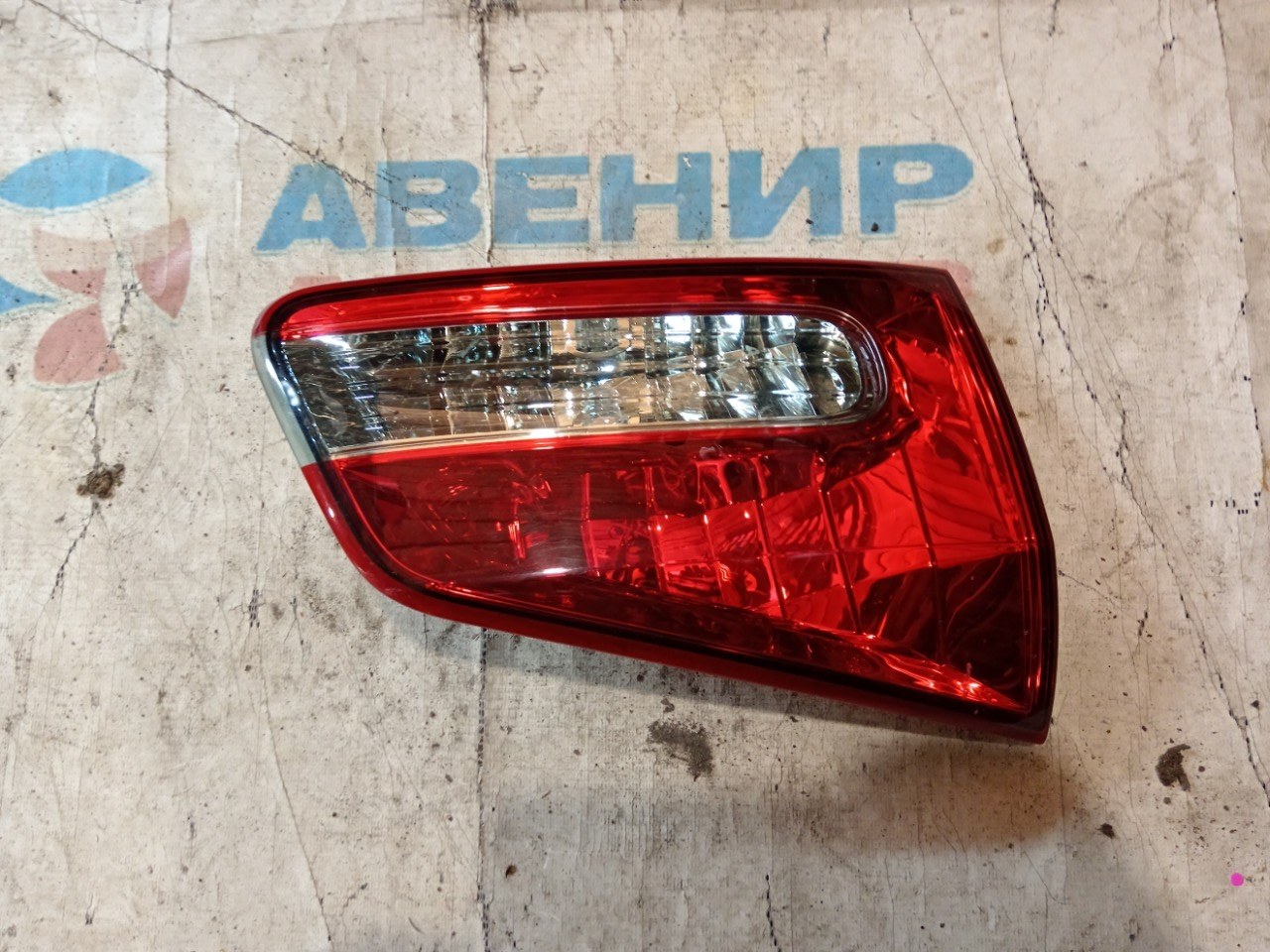 Стоп-вставка NISSAN WINGROAD JY12 задняя левая (б/у)