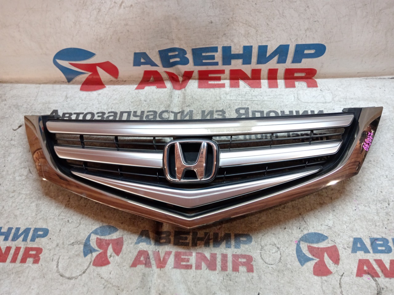 Решетка HONDA ELYSION RR1 (б/у)