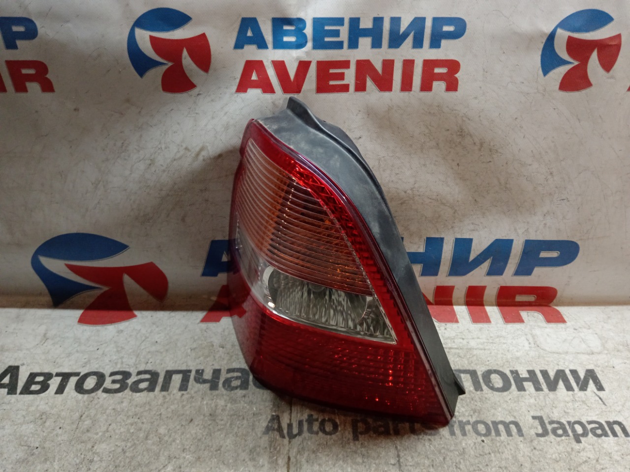 Стоп-сигнал HONDA ODYSSEY RA6 задний левый (б/у)