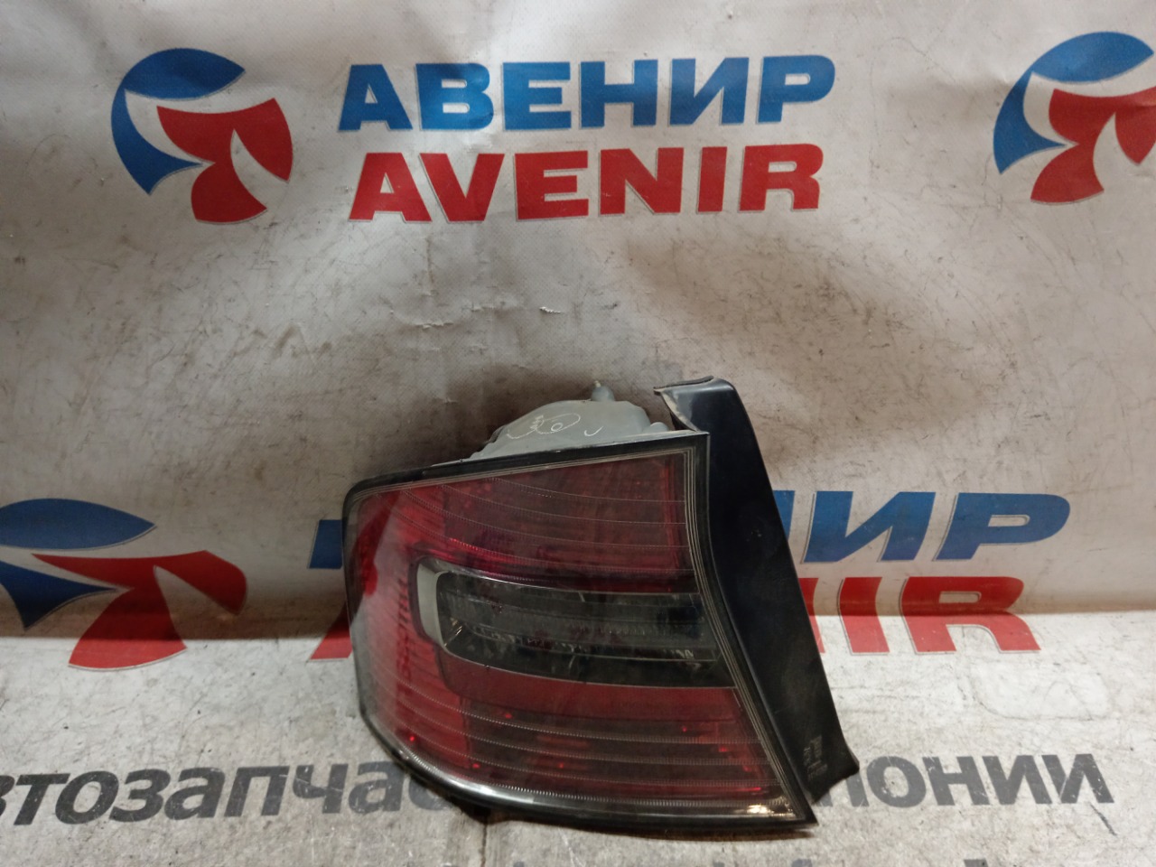 Стоп-сигнал SUBARU LEGACY BL5 задний левый (б/у)