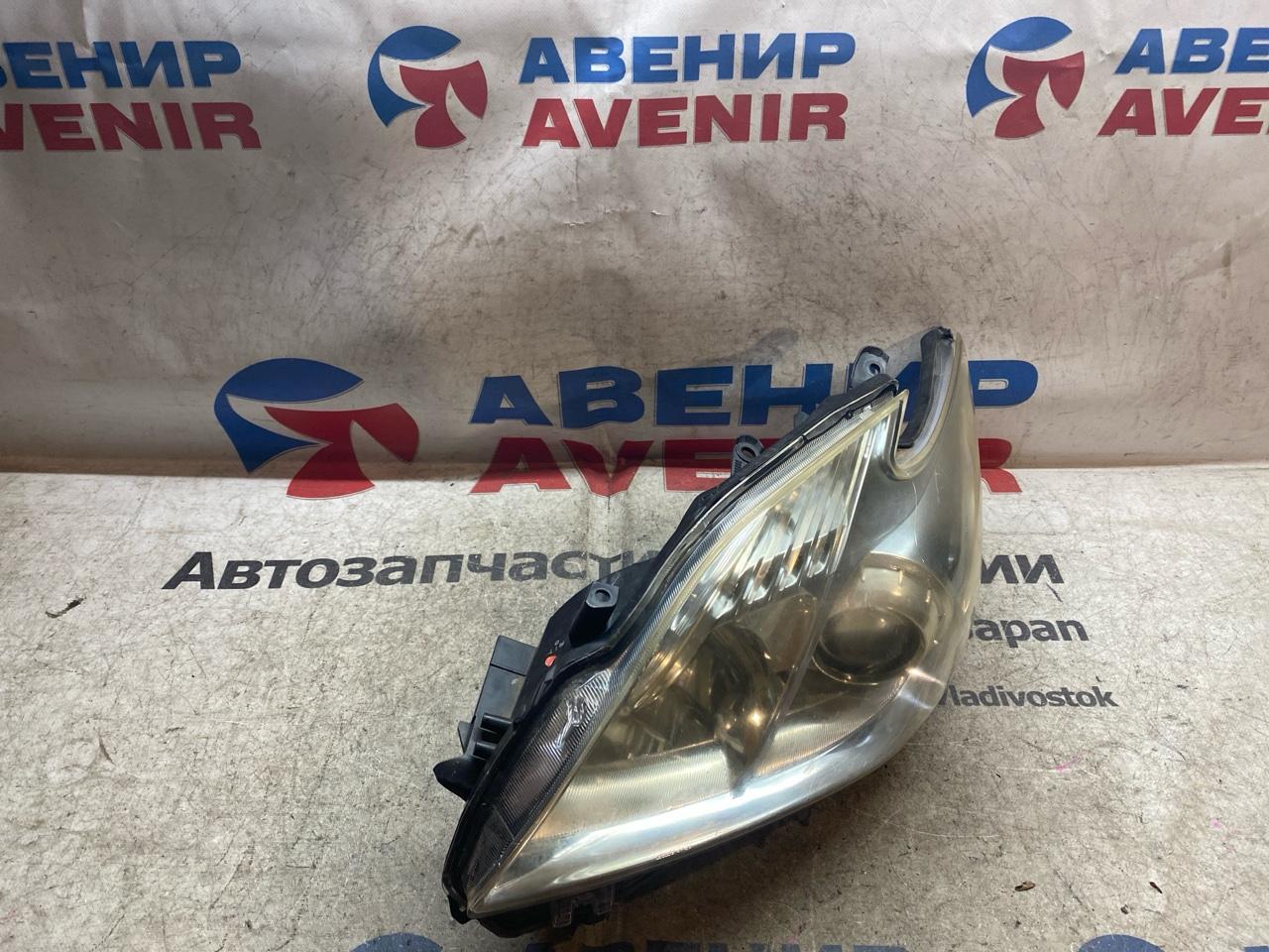 Фара TOYOTA PRIUS ZVW30 передняя левая (б/у)
