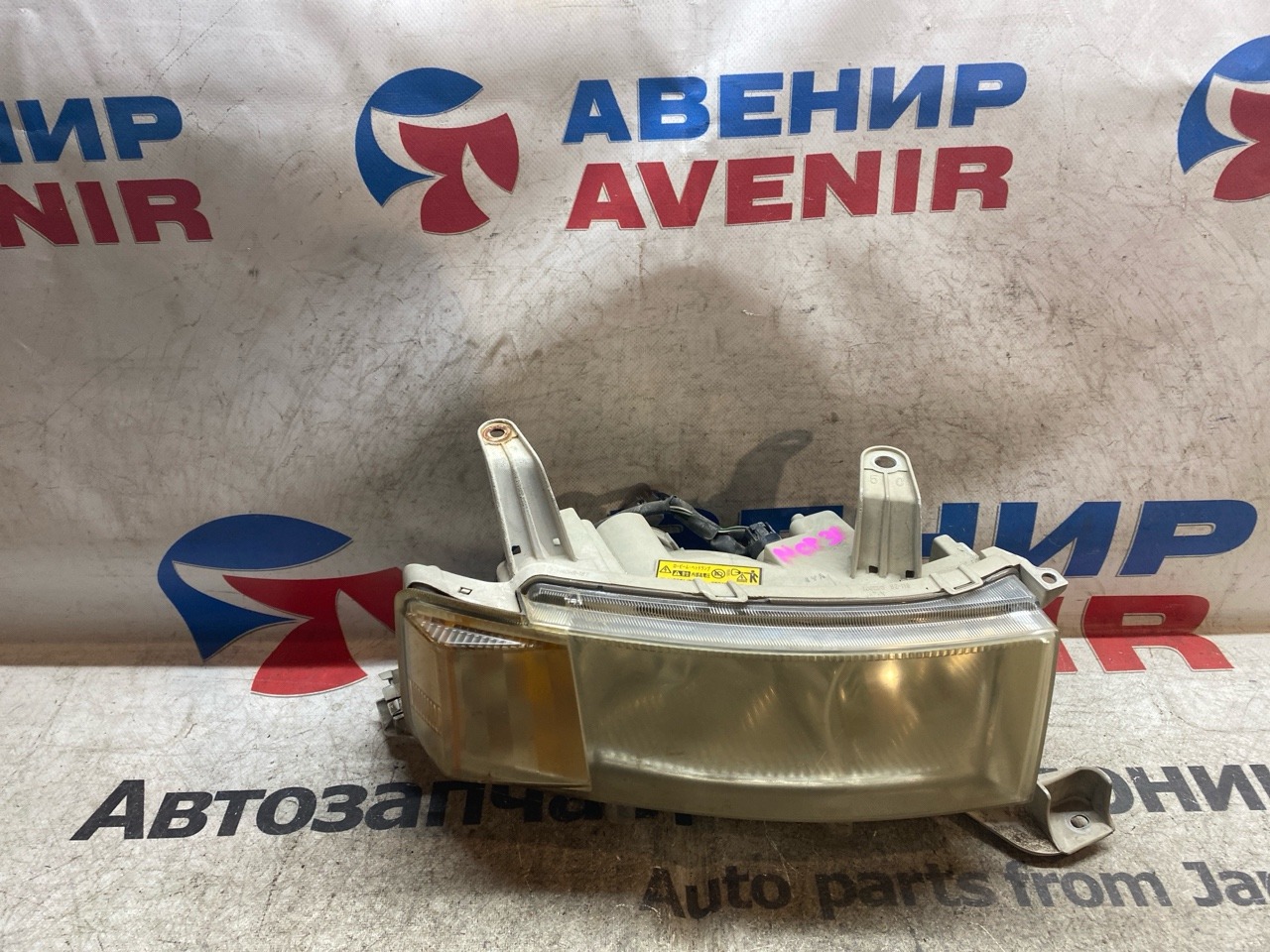 Фара TOYOTA BB NCP30 передняя правая (б/у)