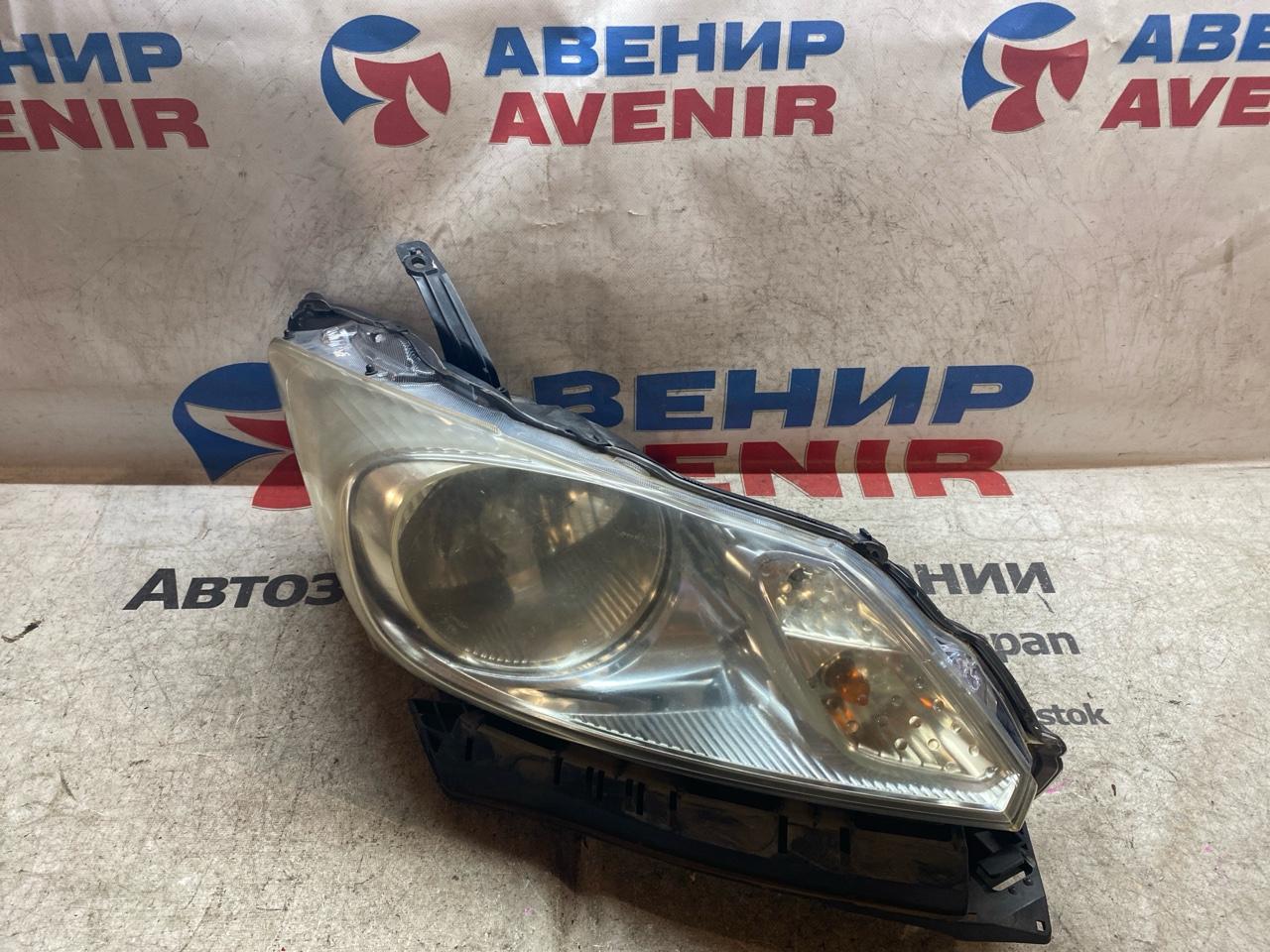 Фара HONDA FREED GB3 передняя правая (б/у)