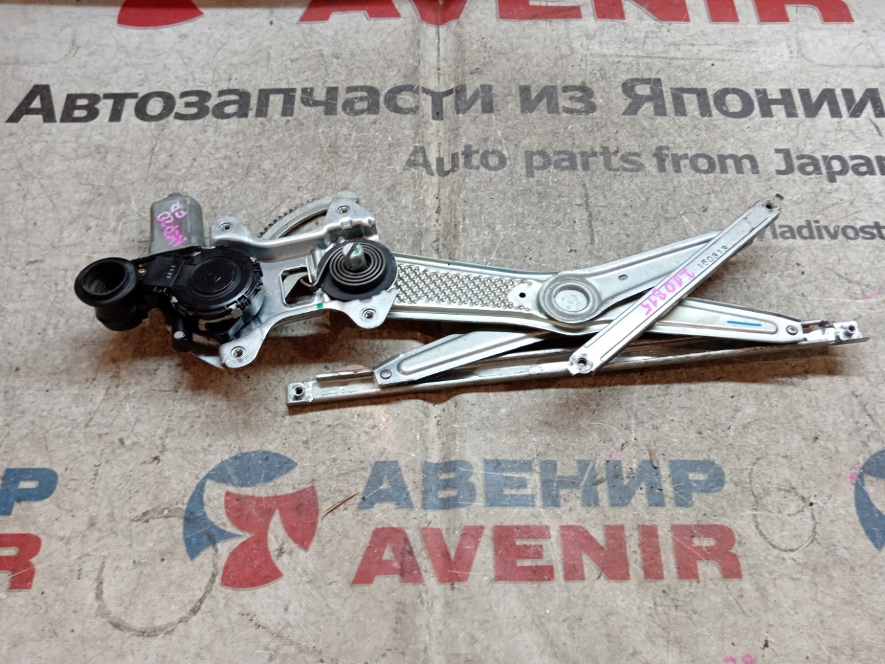 Стеклоподъемник TOYOTA FUNCARGO NCP20 передний правый (б/у)