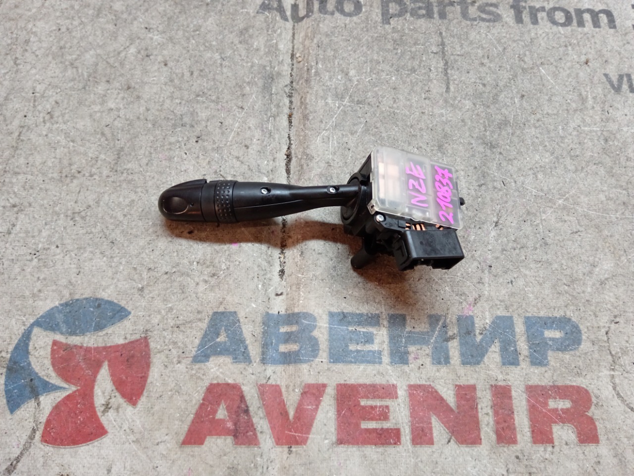 Гитара TOYOTA PLATZ NCP16 правая (б/у)