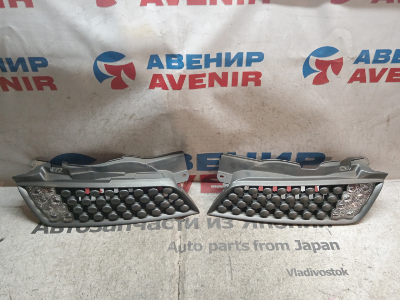 Решетка NISSAN MARCH AK12 (б/у)