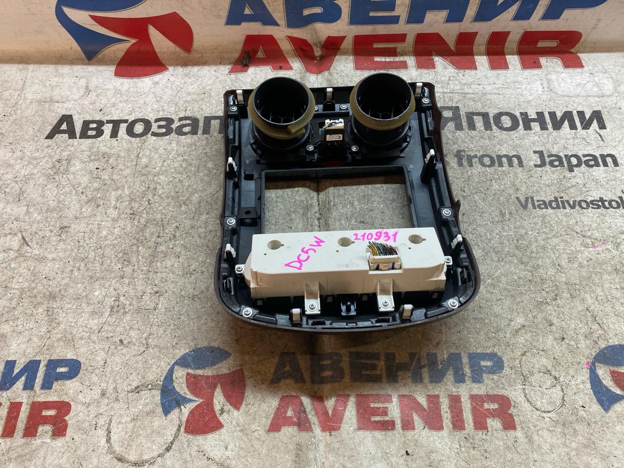 Рамка магнитофона MAZDA VERISA DC5W (б/у)