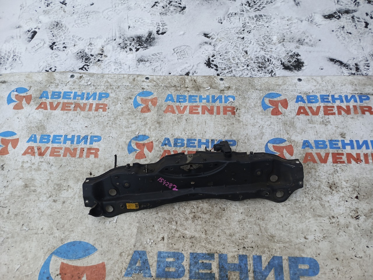 Планка телевизора LEXUS LS600H UVF45 (б/у)