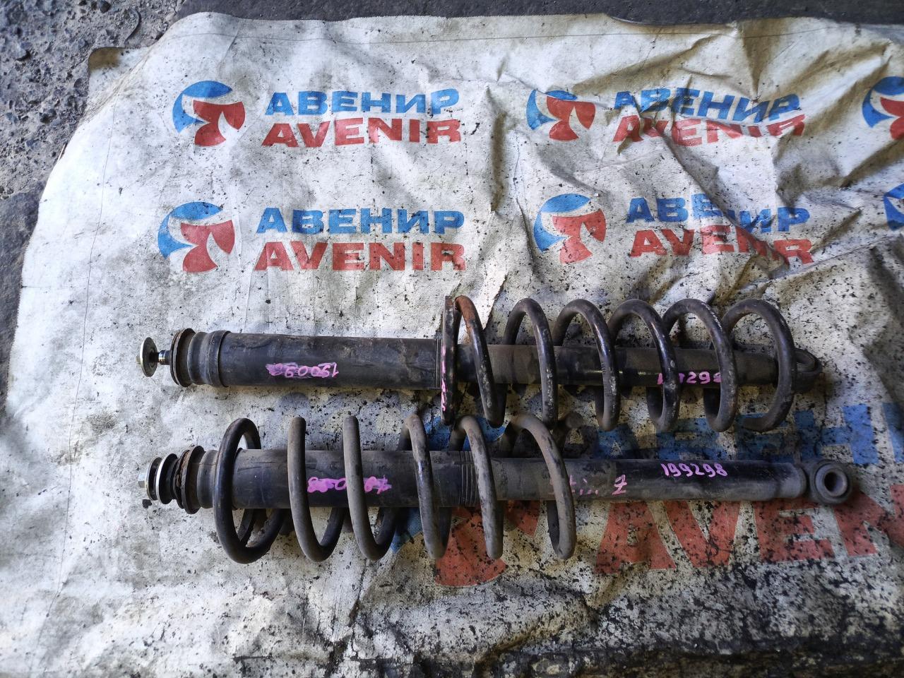 Амортизатор TOYOTA NOAH ZRR75 3ZRFAE задний (б/у)