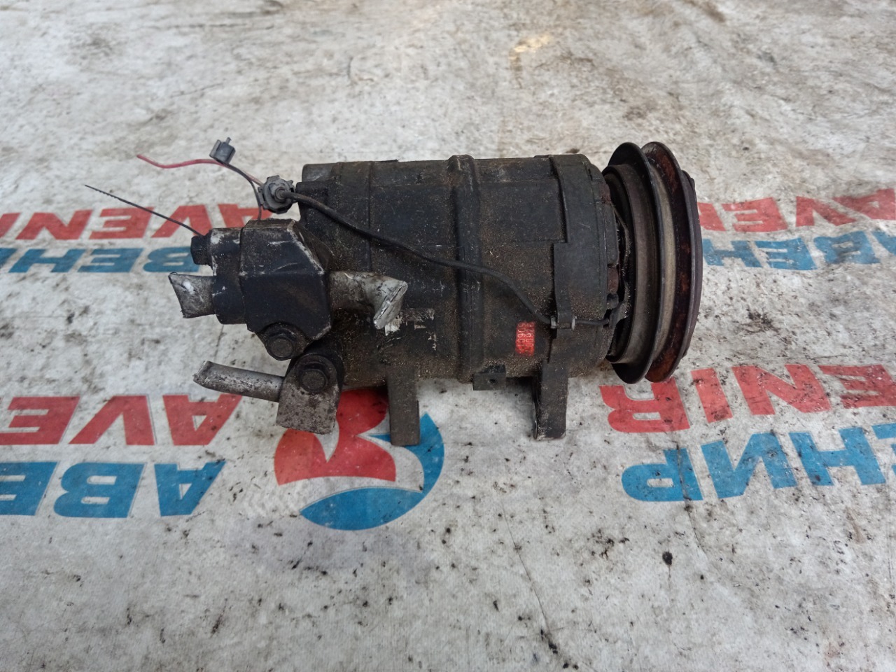 Компрессор кондиционера NISSAN CARAVAN CQGE24 KA24DE (б/у)