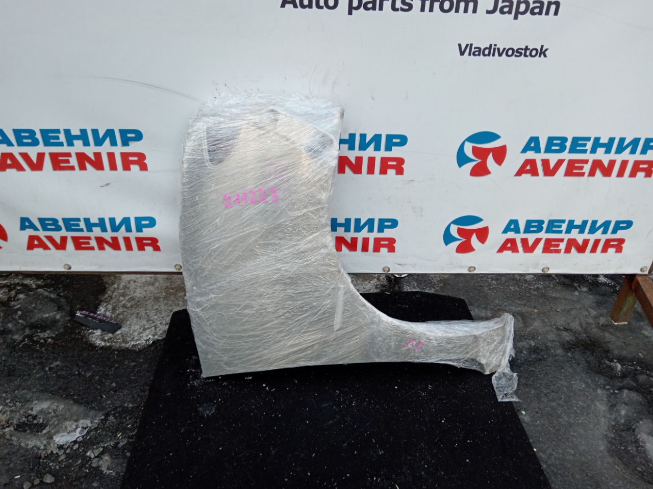 Крыло DAIHATSU TANTO L375S переднее правое (б/у)