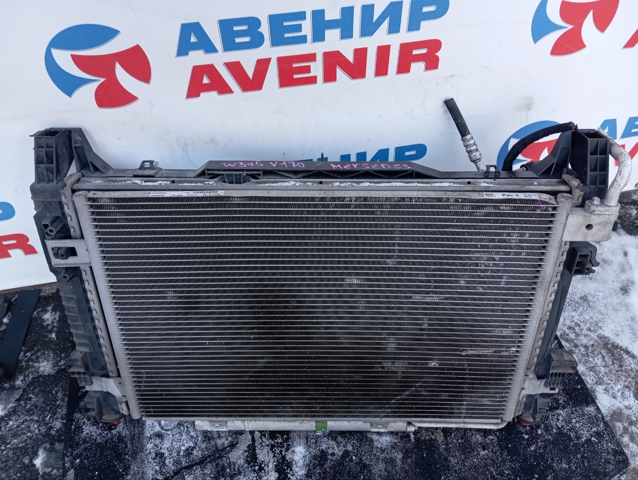 Радиатор MERCEDES-BENZ B170 W245 (б/у)