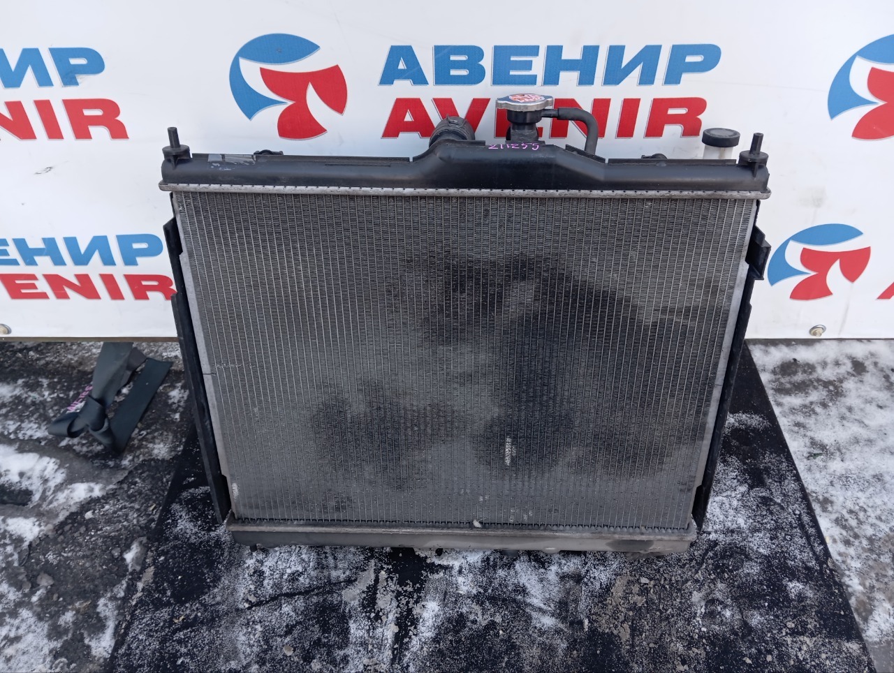 Радиатор NISSAN NV200 VM20 HR16DE (б/у)