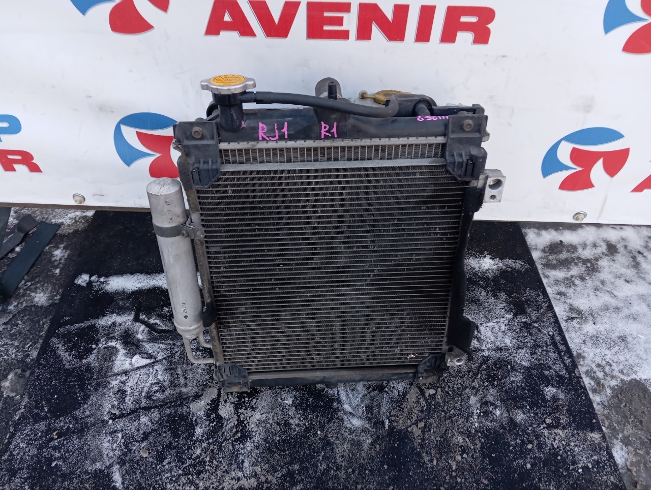 Радиатор SUBARU R1 RJ1 EN07 (б/у)