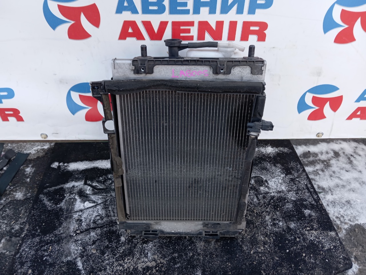 Радиатор DAIHATSU TANTO LA600S KF-VE (б/у)