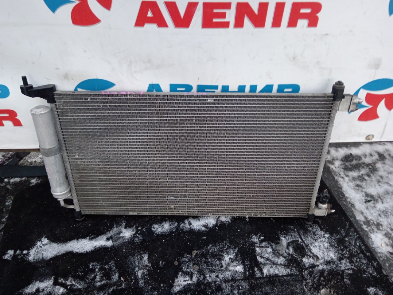 Радиатор кондиционера NISSAN TIIDA C11 HR15DE (б/у)