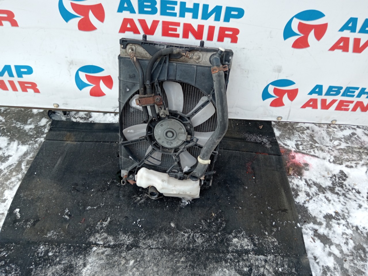 Радиатор DAIHATSU MOVE LA100S LA110S KF-VET (б/у)