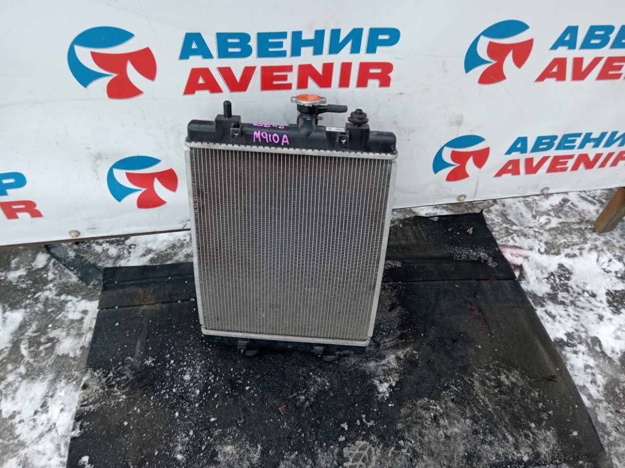 Радиатор TOYOTA ROOMY M900A 1KRFE (б/у)