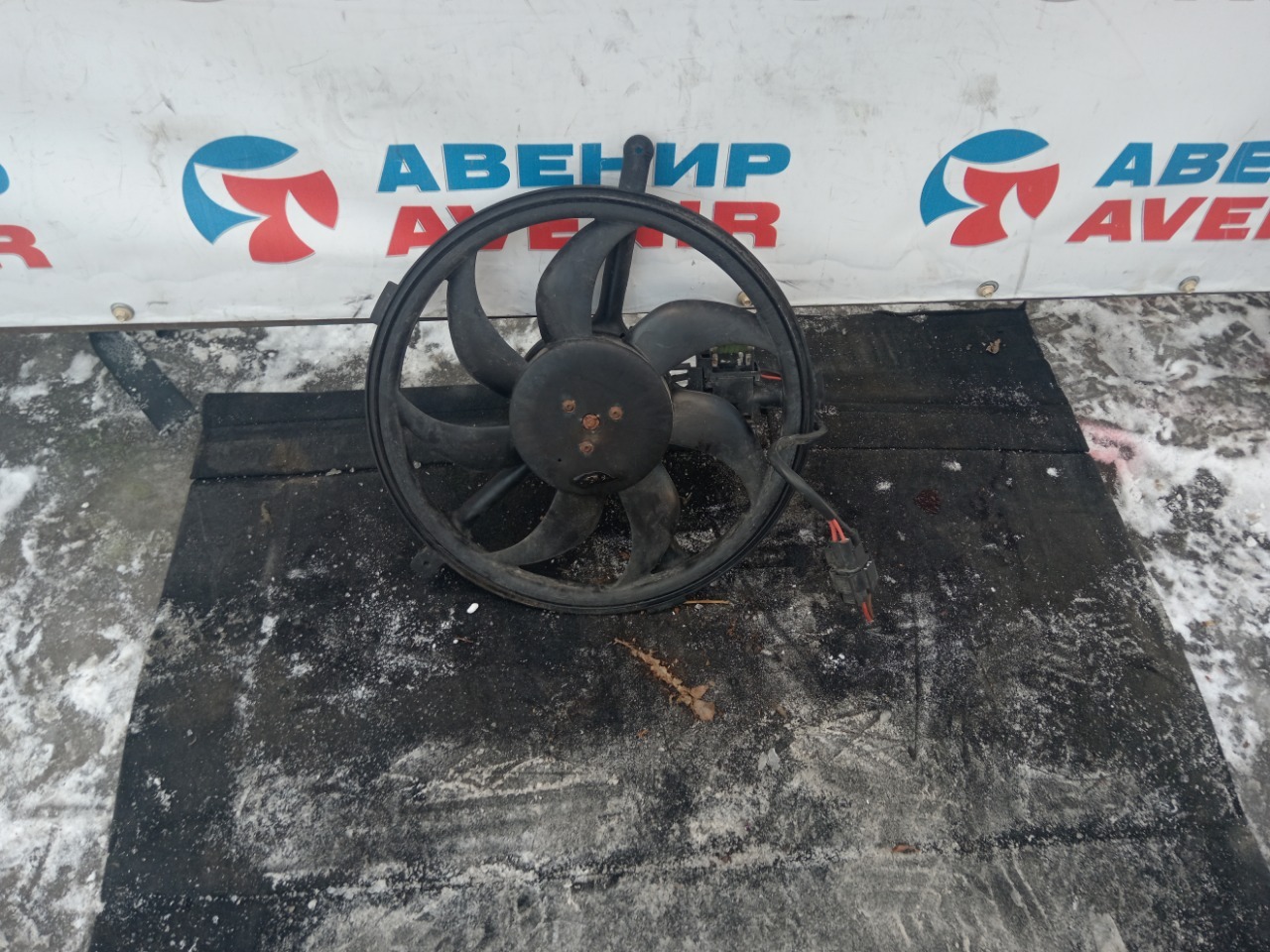 Вентилятор радиатора MINI COOPER R56 (б/у)
