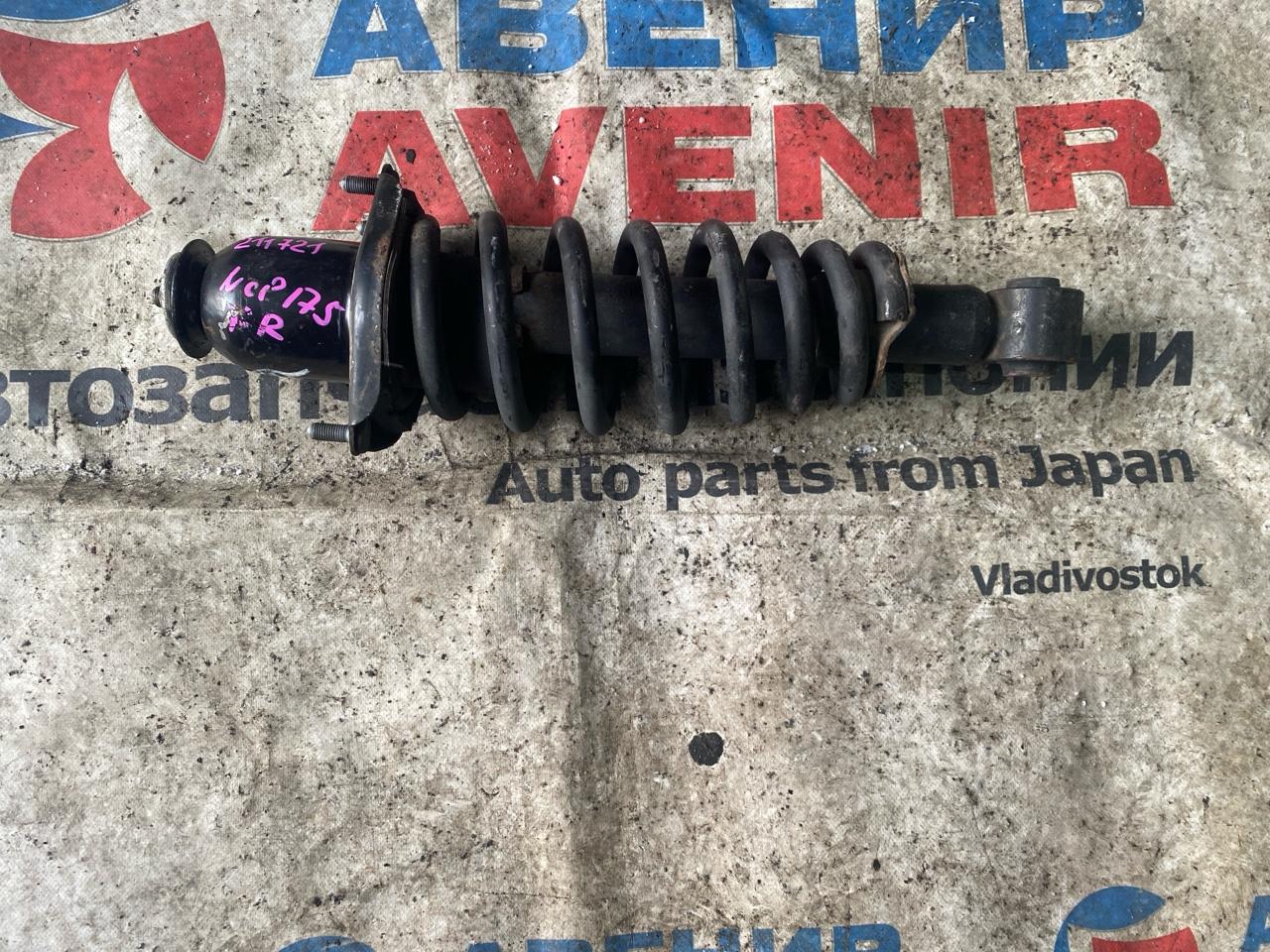 Стойка TOYOTA SIENTA NCP175 1NZFE задняя правая (б/у)