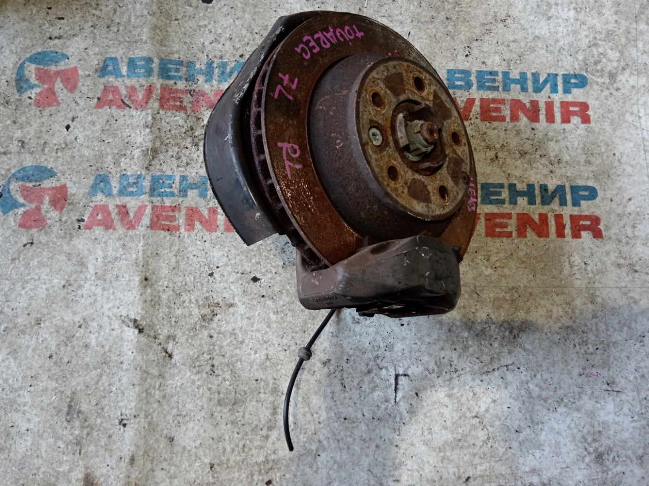 Ступица VOLKSWAGEN TOUAREG 7L BMV задняя левая (б/у)