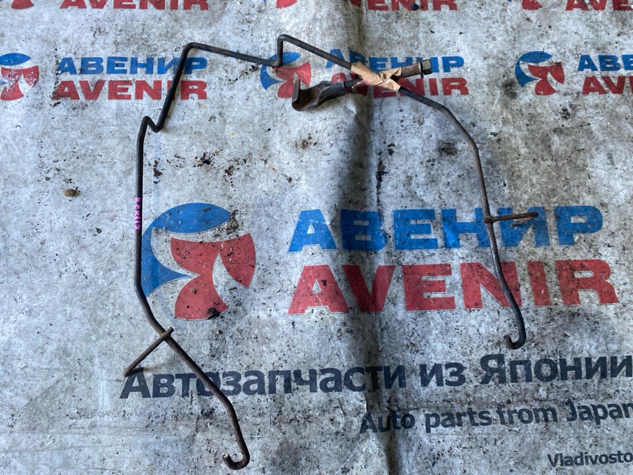 Крепление запаски NISSAN LAFESTA B30 MR20DE (б/у)