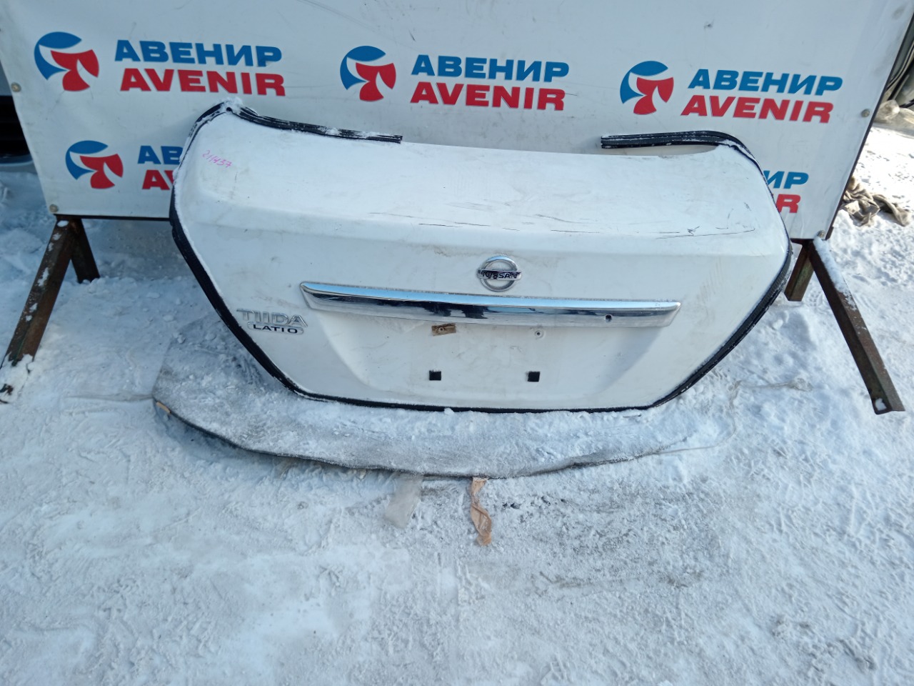 Крышка багажника NISSAN TIIDA LATIO C11 (б/у)