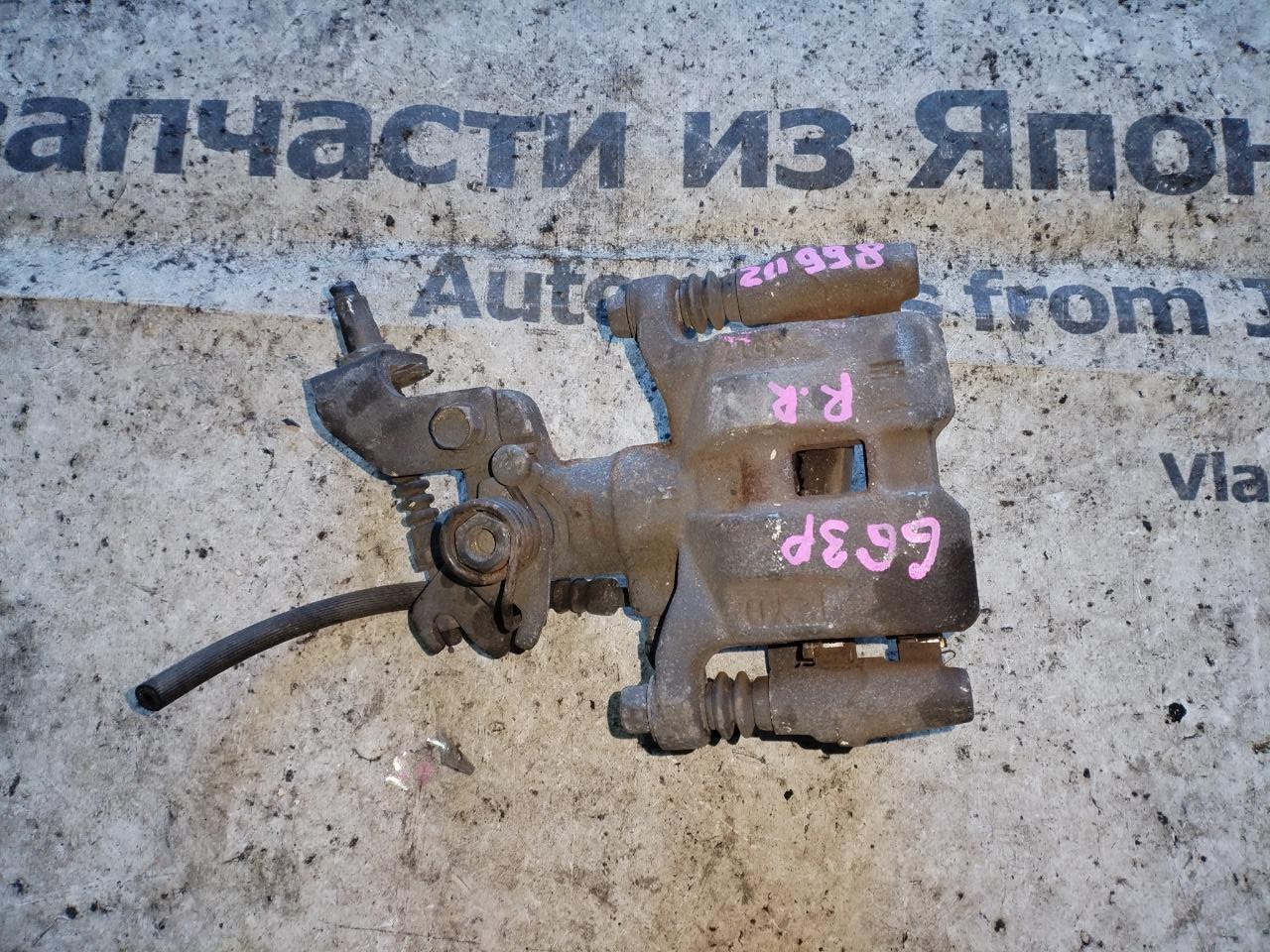 Суппорт MAZDA ATENZA GG3P задний правый (б/у)