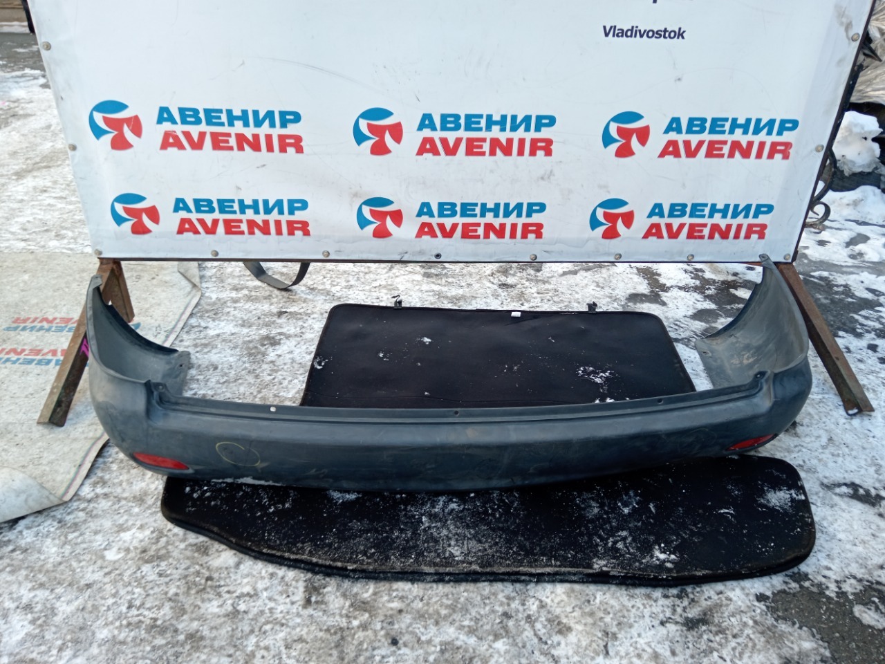 Бампер NISSAN AD Y11 задний (б/у)