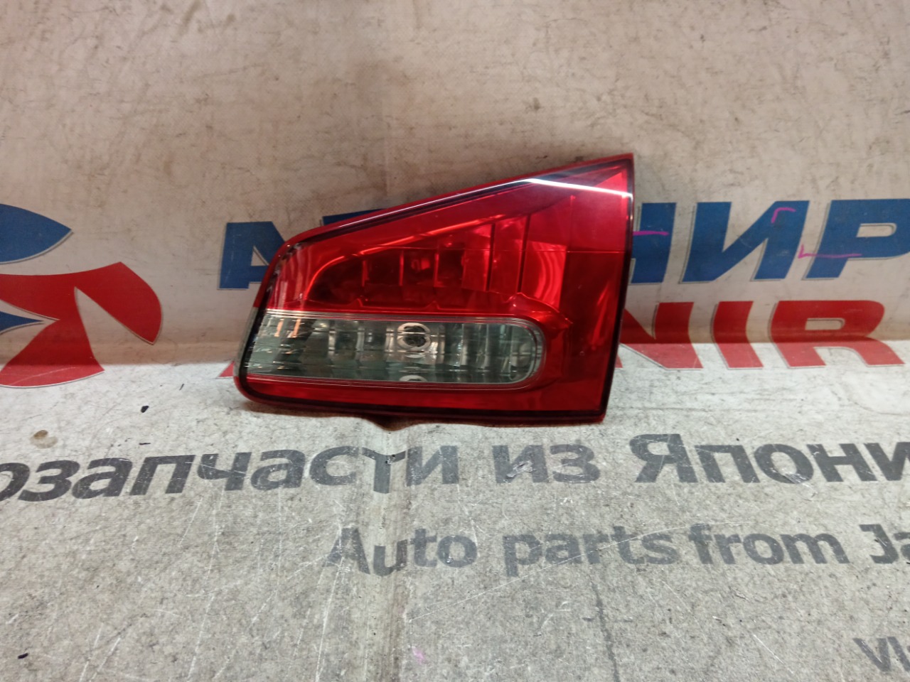 Стоп-вставка NISSAN WINGROAD JY12 задняя левая (б/у)