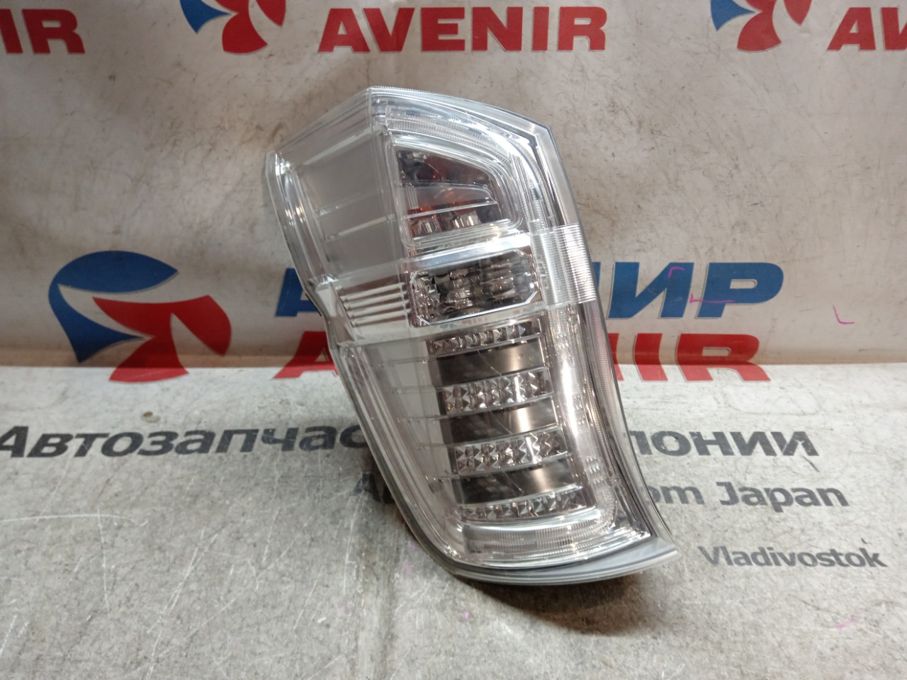 Стоп-сигнал HONDA STEPWGN RK1 задний левый (б/у)