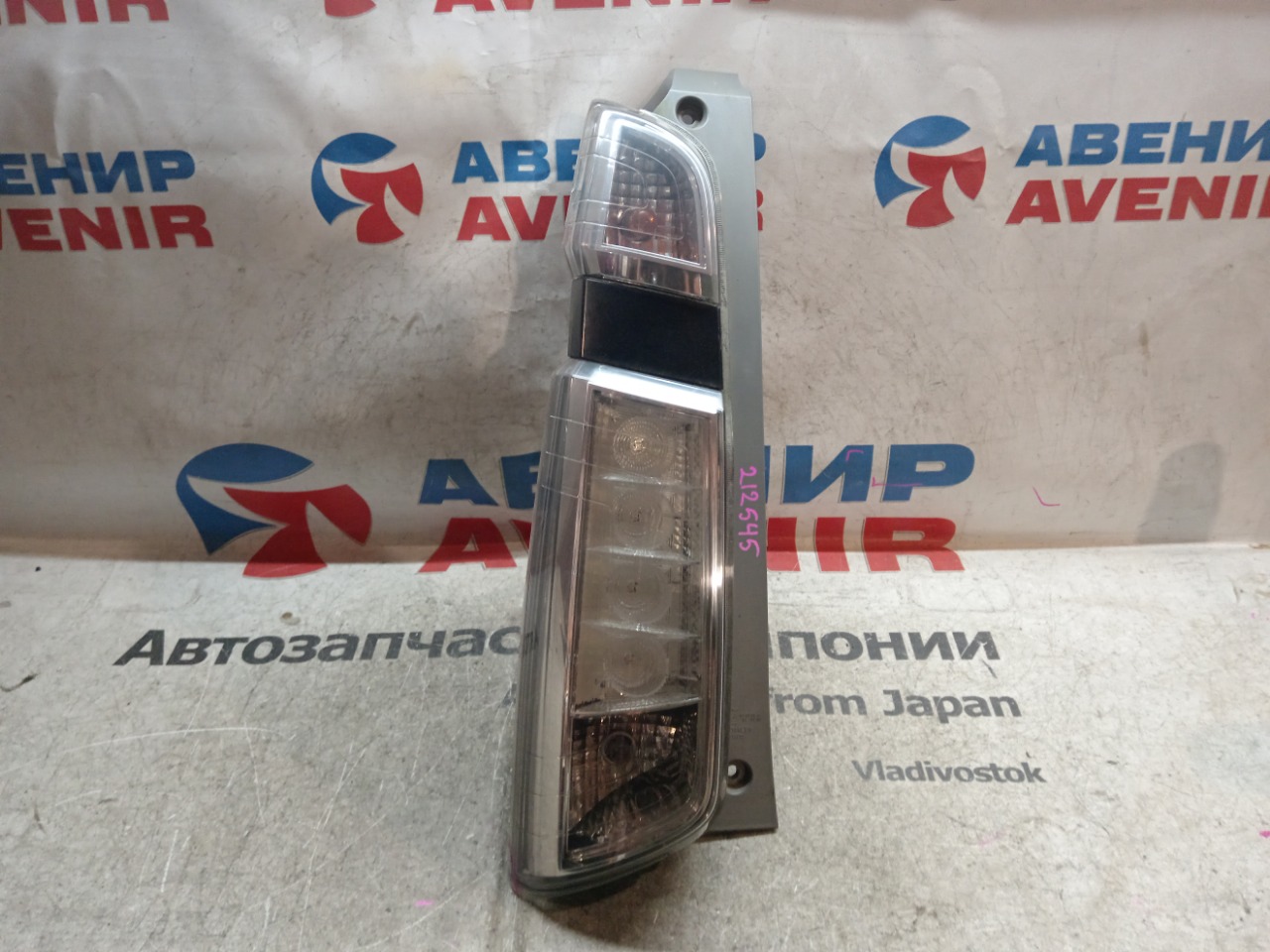 Стоп-сигнал HONDA N-WGN JH1 задний левый (б/у)