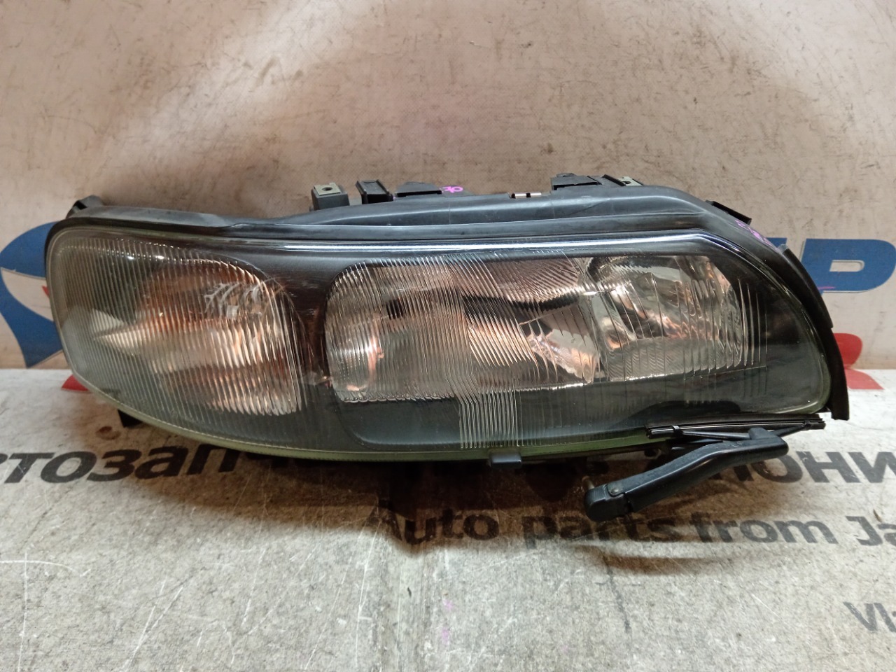 Фара VOLVO XC70 SZ59 передняя правая (б/у)