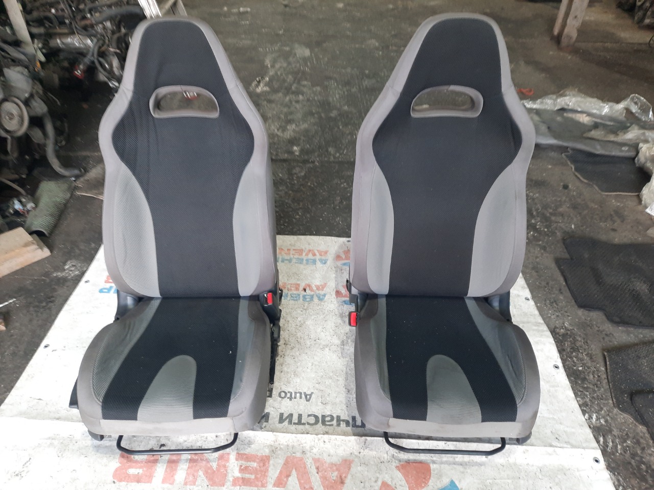 Сидение SUBARU IMPREZA GDA переднее (б/у)