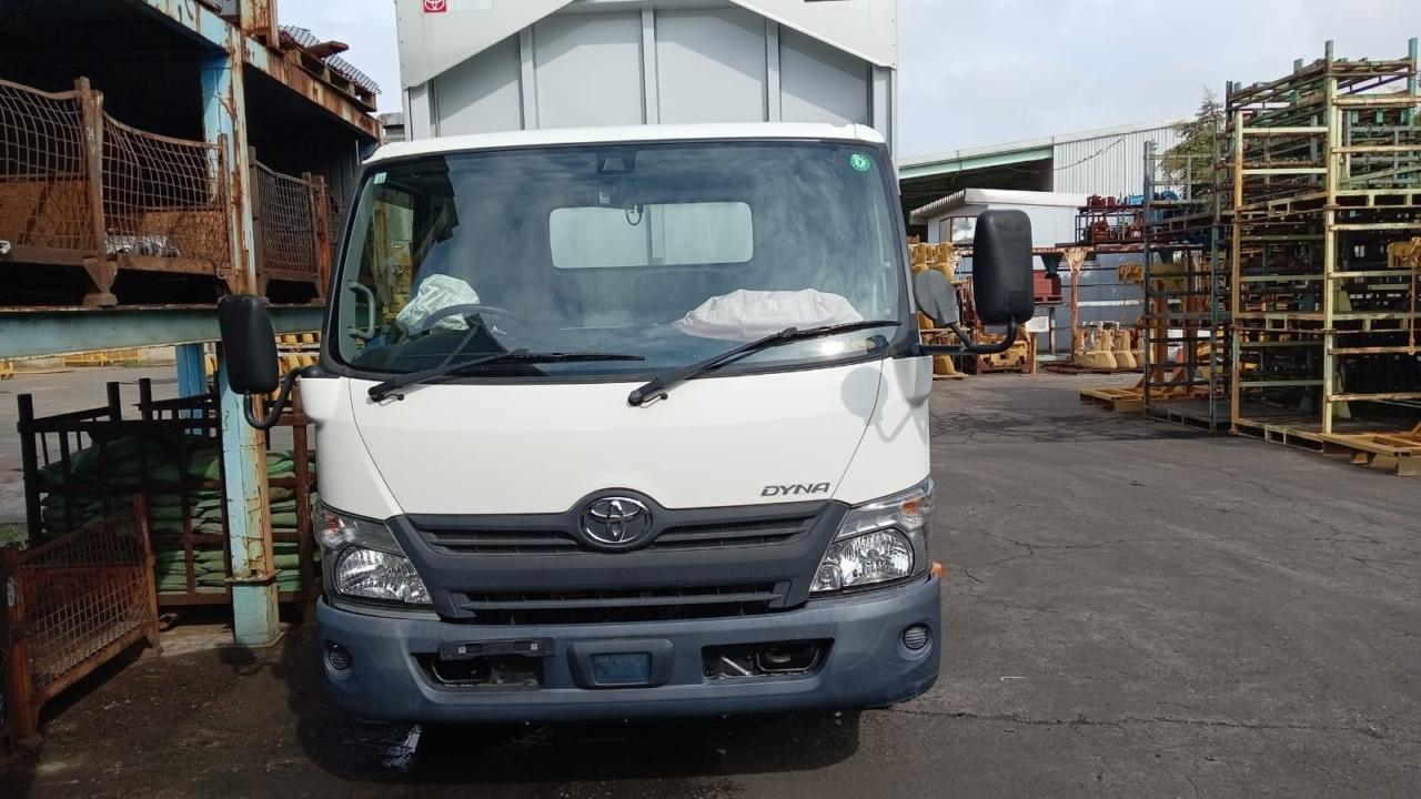 Кабина TOYOTA DYNA XZU722 N04C 2018 (б/у)