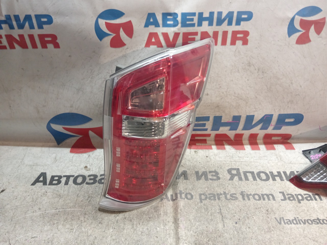 Стоп-сигнал HONDA STEPWGN RK1 задний правый (б/у)