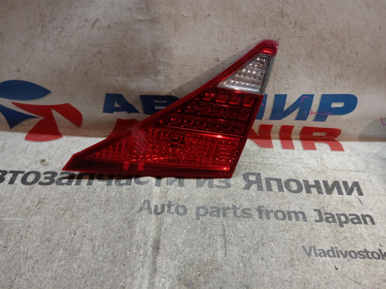 Стоп-вставка TOYOTA ALPHARD ANH20W задняя правая (б/у)
