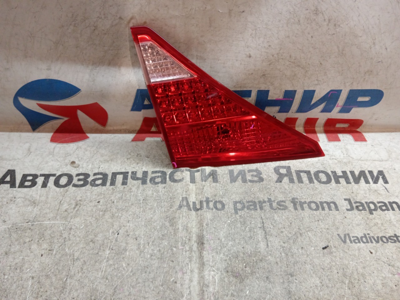 Стоп-вставка TOYOTA ALPHARD ANH20W задняя левая (б/у)